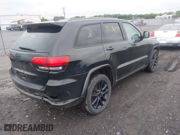 2019 Jeep Grand Cherokee Upland z VIN 1C4RJFAG5KC546426, wystawiony jako IAAI lot #42356098 z przebiegiem 101 480 mil mil oraz . Historia ofert i sprzedaży dostępna na DreamBid. Obrazek 4.