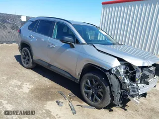 2021 Toyota RAV4 LE with VIN 2T3H1RFV8MC151565, listed as a IAAI auction lot 41750607 with 77,741 mi miles. Bid and sale history available at carsss.com. Image 1.