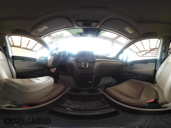 2019 Honda Odyssey Touring z VIN 5FNRL6H88KB030847, wystawiony jako IAAI lot #42433312 z przebiegiem Nie podano mil oraz . Historia ofert i sprzedaży dostępna na DreamBid. Obrazek 17.