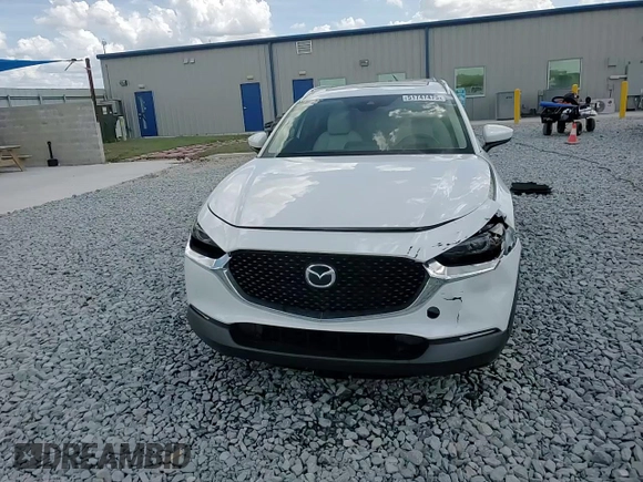 2021 Mazda CX-30 Premium z VIN 3MVDMADM5MM228747, wystawiony jako Copart lot #51747475 z przebiegiem 13 562 mil mil oraz Nie do naprawy • Non repairable. Historia ofert i sprzedaży dostępna na DreamBid. Obrazek 15.