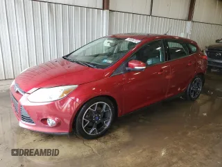 2014 Ford Focus SE z VIN 1FADP3K2XEL383874, wystawiony jako Copart lot #59838235 z przebiegiem 110 157 mil mil oraz Szkoda całkowita • Salvage title. Historia ofert i sprzedaży dostępna na DreamBid. Obrazek 1.