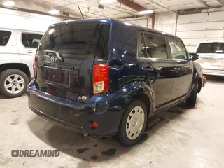 2015 Scion xB with VIN JTLZE4FE7FJ071481, listed as a IAAI auction lot 41520058 with 175,714 mi miles. Bid and sale history available at carsss.com. Image 4.