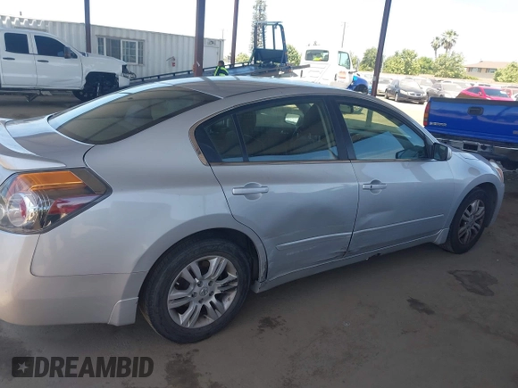 2012 Nissan Altima S z VIN 1N4AL2AP2CN566189, wystawiony jako IAAI lot #42272672 z przebiegiem 147 349 mil mil oraz . Historia ofert i sprzedaży dostępna na DreamBid. Obrazek 13.