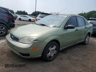 2007 Ford Focus S z VIN 1FAFP34NX7W333591, wystawiony jako Copart lot #59693235 z przebiegiem 225 632 mil mil oraz Szkoda całkowita • Salvage title. Historia ofert i sprzedaży dostępna na DreamBid. Obrazek 1.