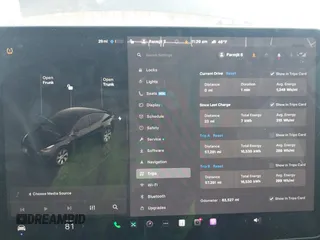 2023 Tesla Model Y Long Range z VIN 7SAYGAEE5PF603128, wystawiony jako IAAI lot #41328797 z przebiegiem 63 527 mil mil oraz . Historia ofert i sprzedaży dostępna na DreamBid. Obrazek 18.