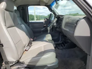 2007 Ford Ranger XL z VIN 1FTYR10U57PA91270, wystawiony jako Copart lot #56639615 z przebiegiem 340 805 mil mil oraz Czysty tytuł • Clean title. Historia ofert i sprzedaży dostępna na DreamBid. Obrazek 10.