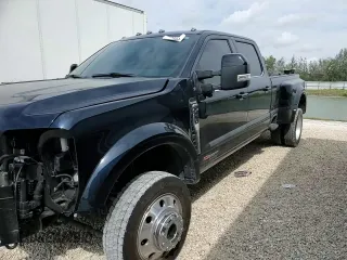 2024 Ford F-450 XL with VIN 1FT8W4DM0REC65149, listed as a Copart auction lot 47088395 with 32,521 mi miles and Salvage title. Bid and sale history available at DreamBid. Image 14.