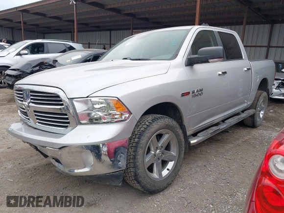 2017 Ram 1500 Big Horn z VIN 1C6RR7LM0HS881309, wystawiony jako IAAI lot #41172880 z przebiegiem 114 891 mil mil oraz . Historia ofert i sprzedaży dostępna na DreamBid. Obrazek 18.