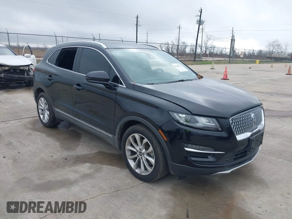 2019 Lincoln MKC Select with VIN 5LMCJ2C99KUL52725, listed as a IAAI auction lot 41512726 with 119,422 mi miles and . Bid and sale history available at DreamBid. Image 1.