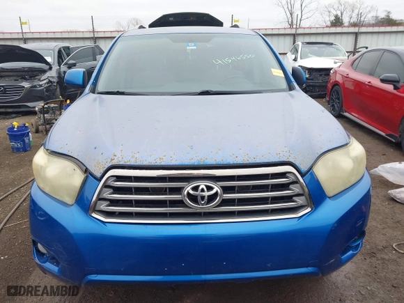 2008 Toyota Highlander Sport with VIN JTEDS43A682011877, listed as a IAAI auction lot 41546550 with 237,948 mi miles. Bid and sale history available at carsss.com. Image 12.