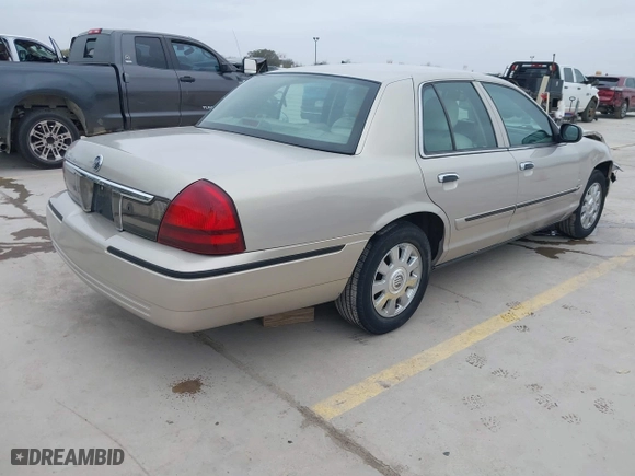 2007 Mercury Grand Marquis LS with VIN 2MEHM75V87X612932, listed as a IAAI auction lot 41697881 with 189,400 mi miles. Bid and sale history available at carsss.com. Image 4.
