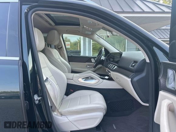 2020 Mercedes-Benz GLE 350 with VIN 4JGFB4KB7LA110886, listed as a IAAI auction lot 42451606 with 83,289 mi miles and . Bid and sale history available at DreamBid. Image 5.