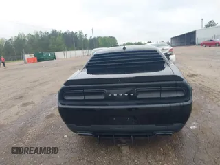 2016 Dodge Challenger R/T Scat Pack z VIN 2C3CDZFJ4GH118973, wystawiony jako IAAI lot #41960654 z przebiegiem 180 315 mil mil oraz . Historia ofert i sprzedaży dostępna na DreamBid. Obrazek 16.