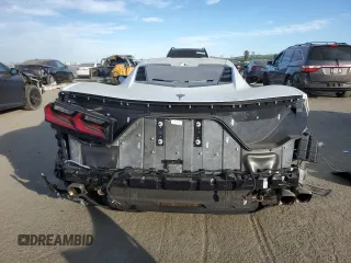 2024 Chevrolet Corvette 2LT z VIN 1G1YB2D45R5109763, wystawiony jako Copart lot #88015915 z przebiegiem 10 269 mil mil oraz Szkoda całkowita • Salvage title. Historia ofert i sprzedaży dostępna na DreamBid. Obrazek 6.