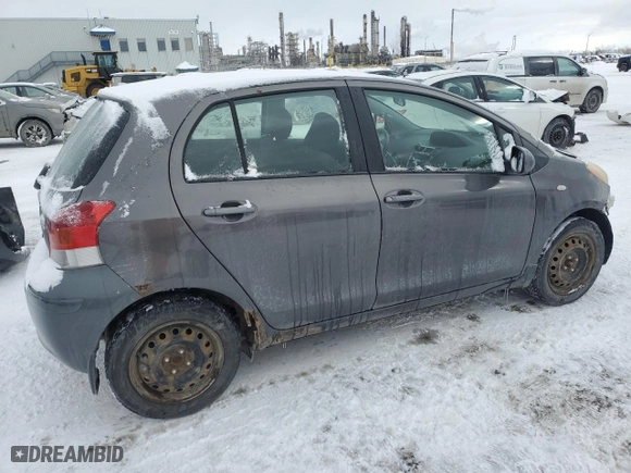 2009 Toyota Yaris with VIN JTDKT923795272797, listed as a Copart auction lot 42308175 with 331,961 mi miles and Salvage Title. Bid and sale history available at carsss.com. Image 3.