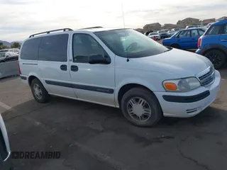 2004 Chevrolet Venture LS with VIN 1GNDX03E04D267200, listed as a IAAI auction lot 41392552 with 165,704 mi miles. Bid and sale history available at carsss.com. Image 1.