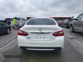 2017 Nissan Altima SR with VIN 1N4AL3AP0HN345977, listed as a IAAI auction lot 41937530 with 121,292 mi miles and . Bid and sale history available at carsss.com. Image 16.