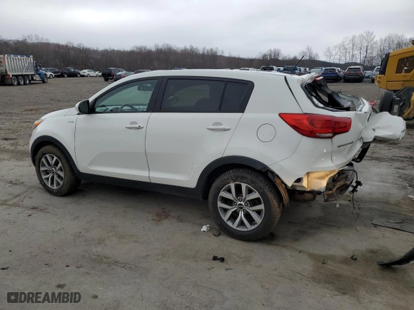 2015 Kia Sportage LX with VIN KNDPBCAC1F7723312, listed as a Copart auction lot 50253105 with 183,506 mi miles and Salvage Title. Bid and sale history available at carsss.com. Image 2.