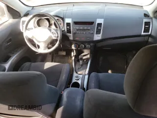 2007 Mitsubishi Outlander LS z VIN JA4MT31X57Z012313, wystawiony jako Copart lot #48812055 z przebiegiem 139 066 mil mil oraz Szkoda całkowita • Salvage title. Historia ofert i sprzedaży dostępna na DreamBid. Obrazek 8.