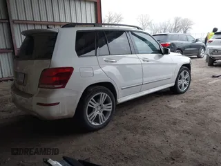 2014 Mercedes-Benz GLK 350 with VIN WDCGG8JBXEG330438, listed as a IAAI auction lot 41382071 with 172,279 mi miles and . Bid and sale history available at DreamBid. Image 4.