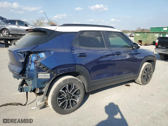 2023 Chevrolet TrailBlazer ACTIV with VIN KL79MVSL3PB099490, listed as a Copart auction lot 44347115 with 43,346 mi miles and Salvage Title. Bid and sale history available at carsss.com. Image 3.