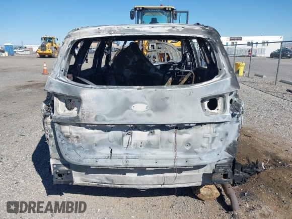 2017 Kia Sedona EX with VIN KNDMC5C17H6272760, listed as a IAAI auction lot 41664326 with Not Provided miles. Bid and sale history available at carsss.com. Image 15.