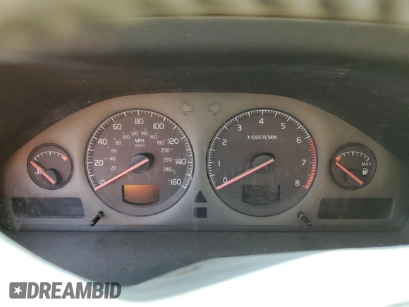 2001 Volvo V70 with VIN YV1SZ58D611040902, listed as a Copart auction lot 53650935 with 0 mi miles and Salvage Title. Bid and sale history available at carsss.com. Image 9.