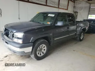 2005 Chevrolet Silverado 1500 LS with VIN 1GCEK19B15E284890, listed as a Copart auction lot 65204285 with 142,994 mi miles and Clean title. Bid and sale history available at DreamBid. Image 1.