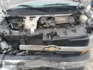 2019 Chevrolet Express Passenger LT z VIN 1GAZGPFG2K1239975, wystawiony jako Copart lot #44994455 z przebiegiem 81 202 mil mil oraz Szkoda całkowita • Salvage title. Historia ofert i sprzedaży dostępna na DreamBid. Obrazek 12.