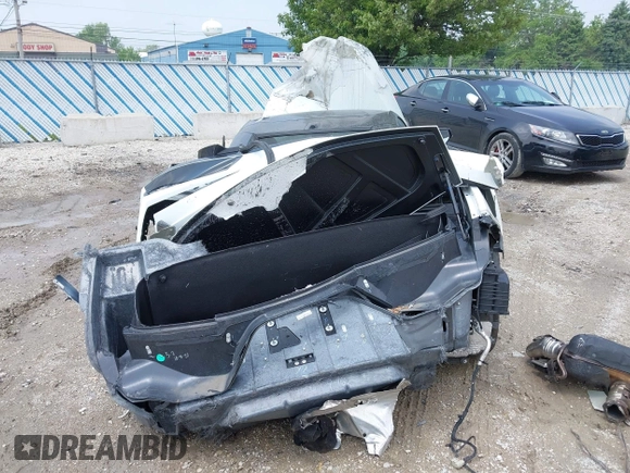 2022 Chevrolet Corvette 2LT with VIN 1G1YB3D43N5104612, listed as a IAAI auction lot 42306281 with Not provided miles and . Bid and sale history available at DreamBid. Image 16.