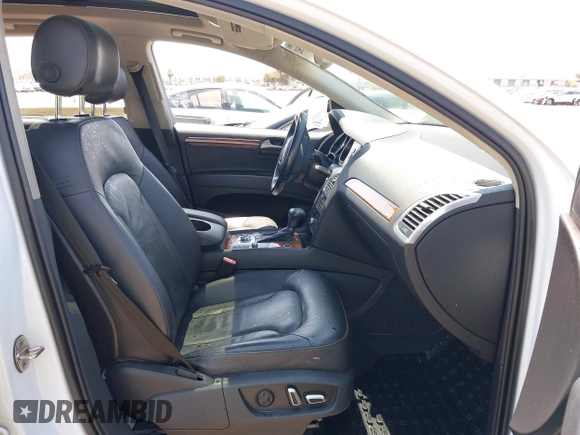 2014 Audi Q7 Premium Plus with VIN WA1LGAFE3ED021002, listed as a IAAI auction lot 42769562 with 82,118 mi miles and . Bid and sale history available at DreamBid. Image 5.