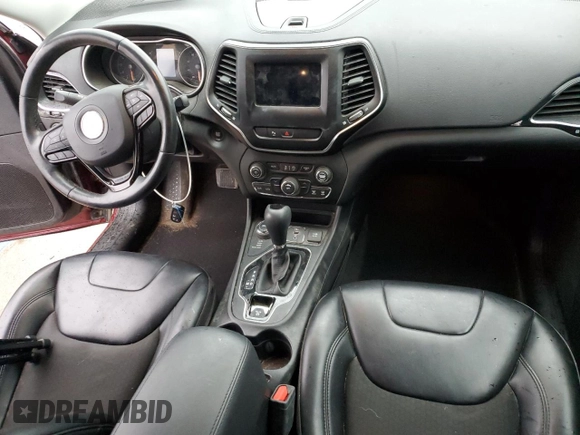 2020 Jeep Cherokee Latitude Plus z VIN 1C4PJMLX8LD520858, wystawiony jako Copart lot #86728484 z przebiegiem 62 471 mil mil oraz Szkoda całkowita • Salvage title. Historia ofert i sprzedaży dostępna na DreamBid. Obrazek 8.