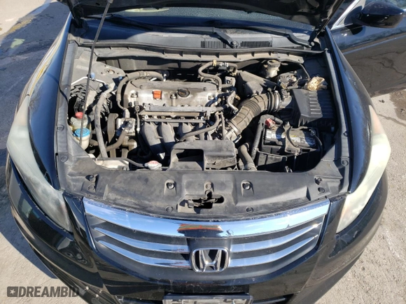 2011 Honda Accord Sdn SE with VIN 1HGCP2F69BA145925, listed as a Copart auction lot 38666163 with 69,222 mi miles and Salvage Title. Bid and sale history available at carsss.com. Image 11.