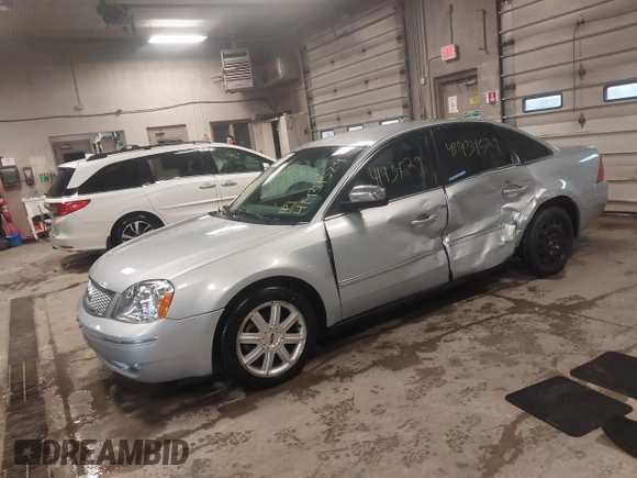 2005 Ford Five Hundred Limited with VIN 1FAFP251X5G108410, listed as a IAAI auction lot 41934529 with 118,202 mi miles and . Bid and sale history available at DreamBid. Image 2.