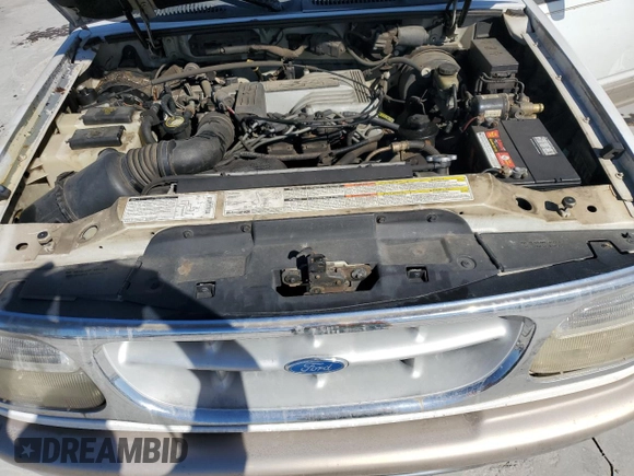1997 Ford Explorer XLT с VIN 1FMDU32P0VUA26160, выставлен на аукционе Copart как лот 82038484 с пробегом 147 133 миль миль и Списание • Salvage title. История ставок и продаж доступна на DreamBid. Изображение 12.