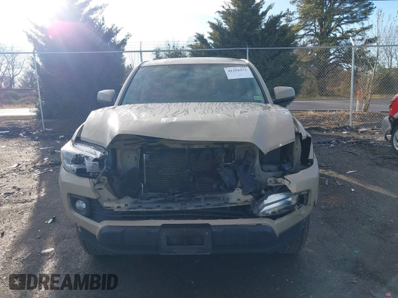 2017 Toyota Tacoma SR5 with VIN 3TMDZ5BN2HM035841, listed as a IAAI auction lot 41201932 with 177,954 mi miles. Bid and sale history available at carsss.com. Image 12.