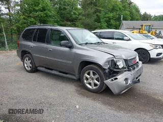 2007 GMC Envoy SLE z VIN 1GKDT13S472253627, wystawiony jako IAAI lot #42292399 z przebiegiem 204 263 mil mil oraz . Historia ofert i sprzedaży dostępna na DreamBid. Obrazek 1.