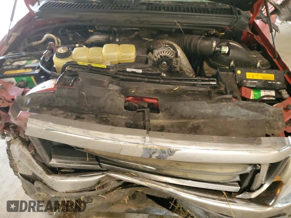 2001 Ford Super Duty F-250 XL with VIN 1FTNX21F31ED77538, listed as a Copart auction lot 50461984 with 153,571 mi miles and Salvage Title. Bid and sale history available at carsss.com. Image 12.
