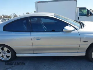 2005 Pontiac GTO with VIN 6G2VX12U05L369686, listed as a IAAI auction lot 41975716 with 64,893 mi miles. Bid and sale history available at carsss.com. Image 13.