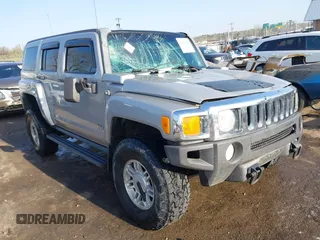 2006 Hummer H3 with VIN 5GTDN136868194546, listed as a IAAI auction lot 41981341 with 128,686 mi miles. Bid and sale history available at carsss.com. Image 1.