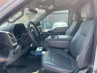 2019 Ford F-250 XL with VIN 1FT7W2BT2KEC69140, listed as a IAAI auction lot 42694306 with 50,655 mi miles and . Bid and sale history available at DreamBid. Image 10.