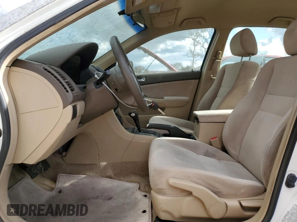 2003 Honda Accord LX z VIN JHMCM56333C022317, wystawiony jako Copart lot #48175075 z przebiegiem 74 228 mil mil oraz Nie do naprawy • Non repairable. Historia ofert i sprzedaży dostępna na DreamBid. Obrazek 7.