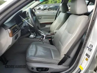 2007 BMW 3 Series 328i with VIN WBAVA33527KX72622, listed as a Copart auction lot 56198505 with 220,384 mi miles and Salvage title. Bid and sale history available at DreamBid. Image 7.