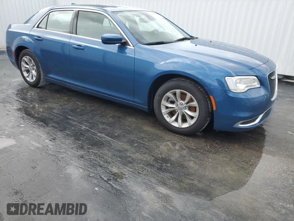 2023 Chrysler 300 Touring with VIN 2C3CCAAG7PH684089, listed as a Copart auction lot 62216334 with 1,803 mi miles and Salvage Title. Bid and sale history available at DreamBid. Image 4.