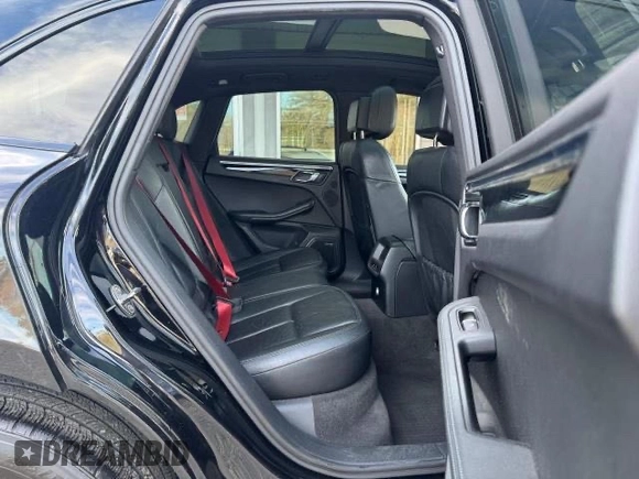 2015 Porsche Macan S with VIN WP1AB2A55FLB54536, listed as a Copart auction lot 53641375 with 147,631 mi miles and Clean title. Bid and sale history available at DreamBid. Image 6.