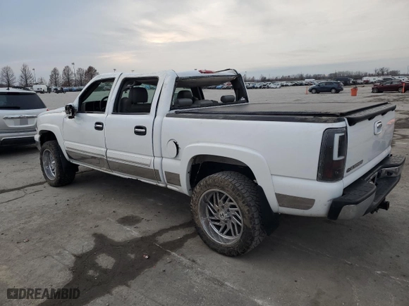 2006 Chevrolet Silverado 1500 LT2 with VIN 2GCEK13Z361259207, listed as a Copart auction lot 86080574 with 149,271 mi miles and Salvage Title. Bid and sale history available at carsss.com. Image 2.
