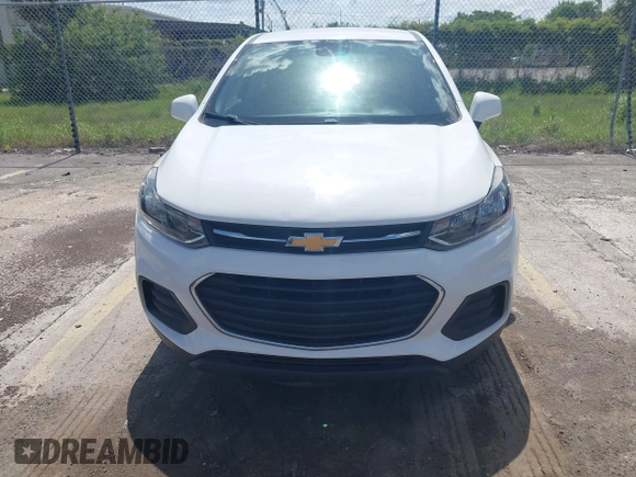 2020 Chevrolet Trax LS z VIN 3GNCJKSB2LL126640, wystawiony jako IAAI lot #42547540 z przebiegiem 86 058 mil mil oraz . Historia ofert i sprzedaży dostępna na DreamBid. Obrazek 6.