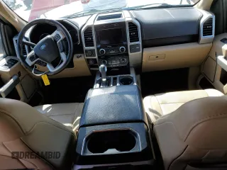 2017 Ford F-150 XL с VIN 1FTFW1EF5HKC14686, выставлен на аукционе Copart как лот 50557525 с пробегом 312 576 миль миль и Чистый • Clean title. История ставок и продаж доступна на DreamBid. Изображение 8.