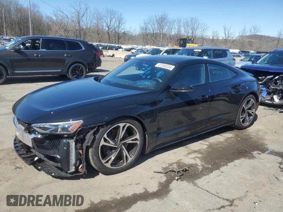 2023 Audi e-tron GT Premium Plus z VIN WAUCJBFW9P7000711, wystawiony jako Copart lot #47349234 z przebiegiem 4714 mil mil oraz . Historia ofert i sprzedaży dostępna na DreamBid. Obrazek 1.