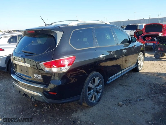 2014 Nissan Pathfinder SV with VIN 5N1AR2MN9EC703495, listed as a IAAI auction lot 41676908 with 233,047 mi miles. Bid and sale history available at carsss.com. Image 4.